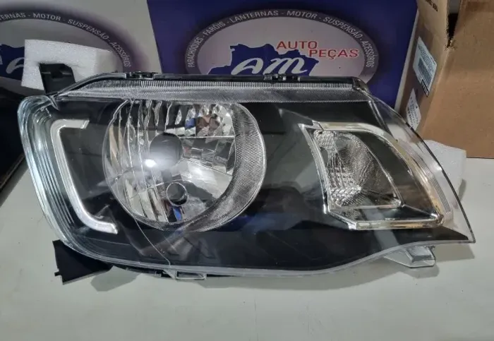 farol kwid 17/22
