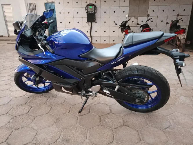 Vendo Yamaha R3 2021