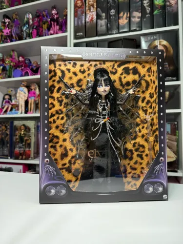 MONSTER HIGH - SKULLECTOR - ELVIRA (NOVA VERSÃO)