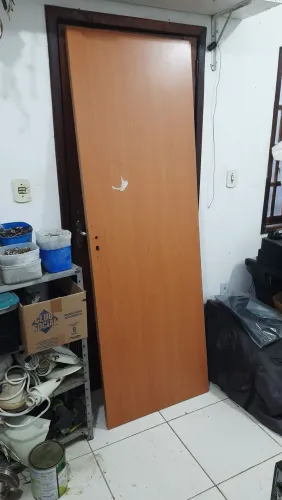 Porta padrão MRV Madeira interna 2,10m 0,70m