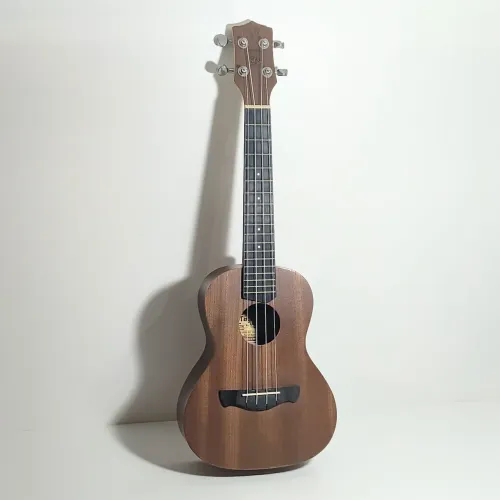 Ukulele Acústico Concert Tagima - Usado