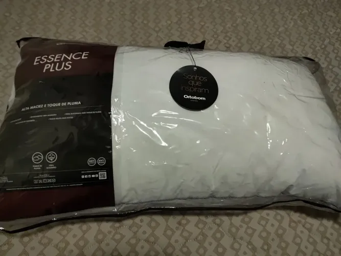 Novo! Travesseiro Essence Plus Ortobom - Alta Maciez e Toque de Pluma