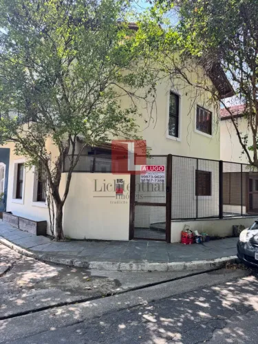 Casa para Alugar na Vila Mariana SP, 220m², 4 Quartos, 4 Banheiros