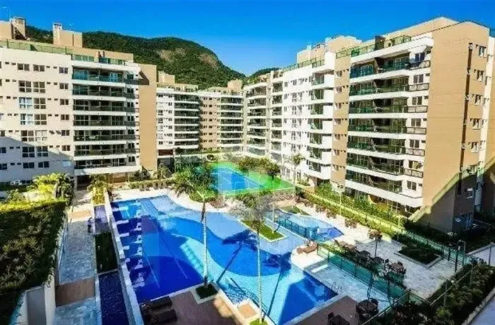 Apartamento com 2 Quartos e Vista para a Montanha Condomínio Maui Recreio dos Bandeirant