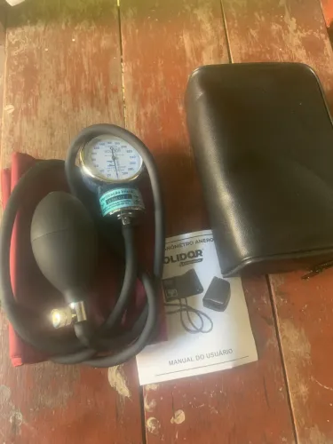 Aparelho de pressão, novo