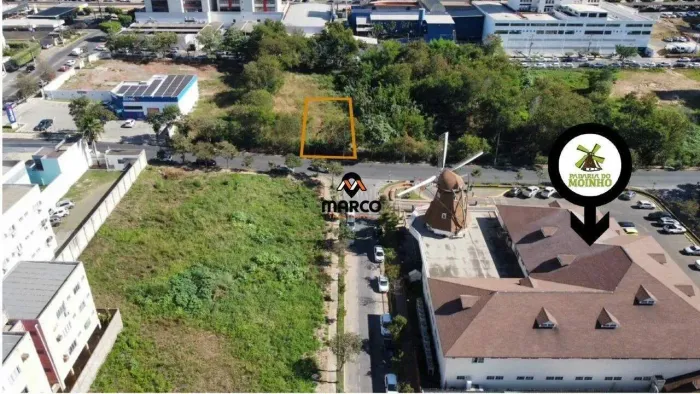 Terreno para Venda em Frente a Padaria Moinho - Cuiabá, MT