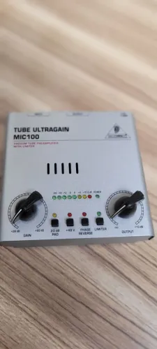 BAIXEI !!! Pré-amplificador de Microfone Behringer MIC100