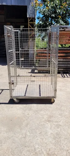 Gaiola com rodas 
