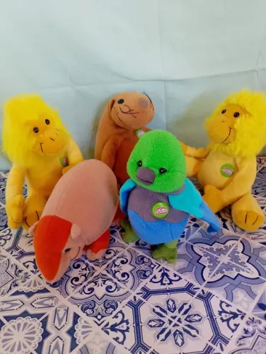 Conjunto Brinquedos Ursos Guaraná (pelúcia) usados