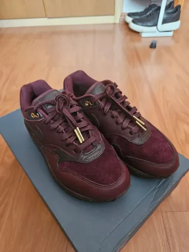Nike Air Max 1 '87 Burgundy Crush Tam 35