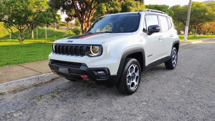 Jeep Renegade Trailhawk T270 1.3 TB Flex Aut. 2024