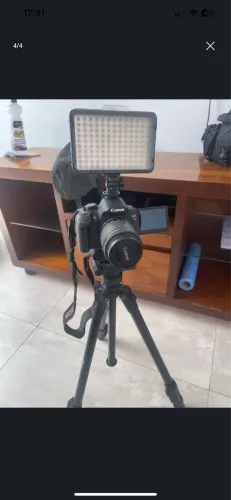 Câmera cânon T5i + acessórios 