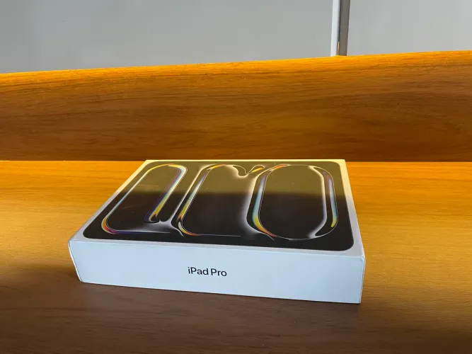 Apple iPad Pro Tela 13? Chip M4 256Gb Wifi | Lacrado