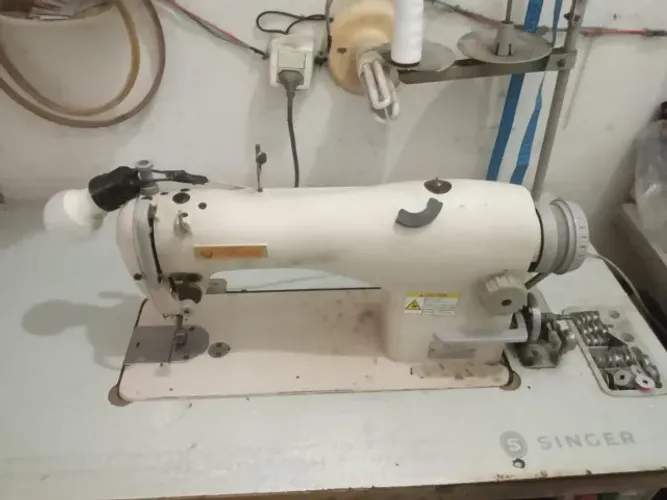 MAQUINA RETA INDUSTRIAL SINGER 191D20