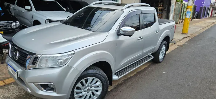 Nissan Frontier LE CD 4X4 2.3 Bi-TB Diesel Aut. 2020