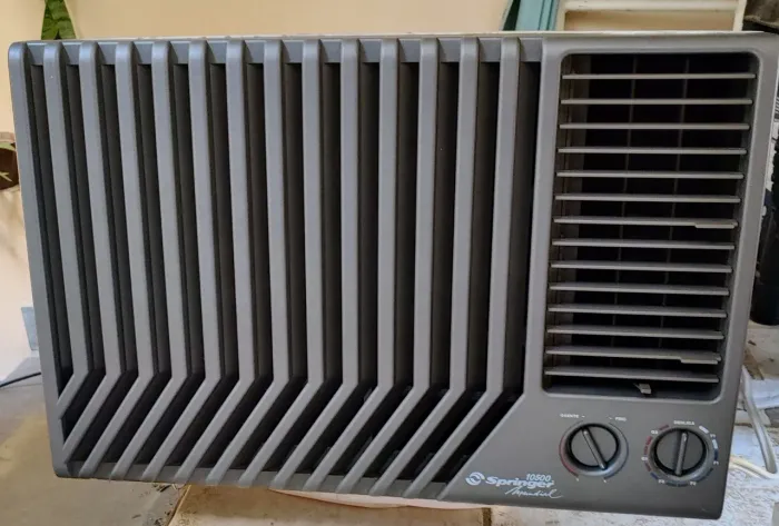 Ar condicionado (quente e frio)Springer Mundial 10500btus 220w