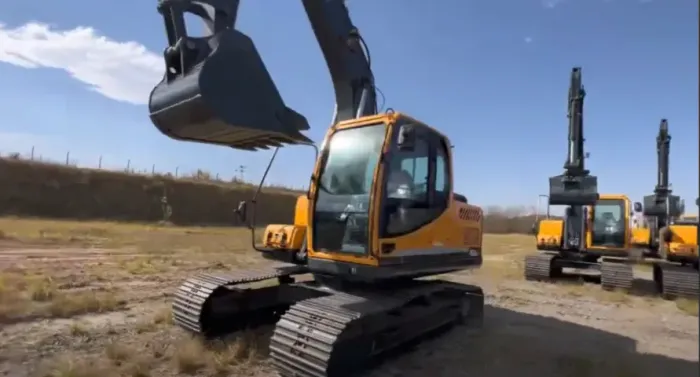 Escavadeira Hyundai R150LC-9 14Ton 2025 0hora