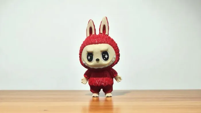 Boneco Labubu 13cm 