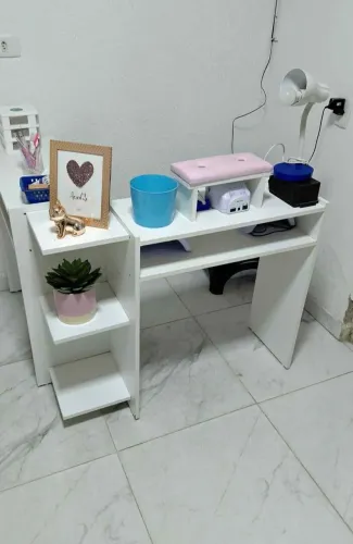 Mesa para Manicure - Design Funcional e Moderno