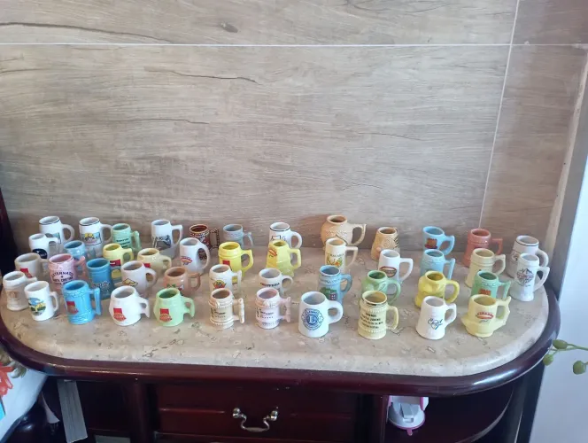 Coleção de Mini Canecas Decorativas