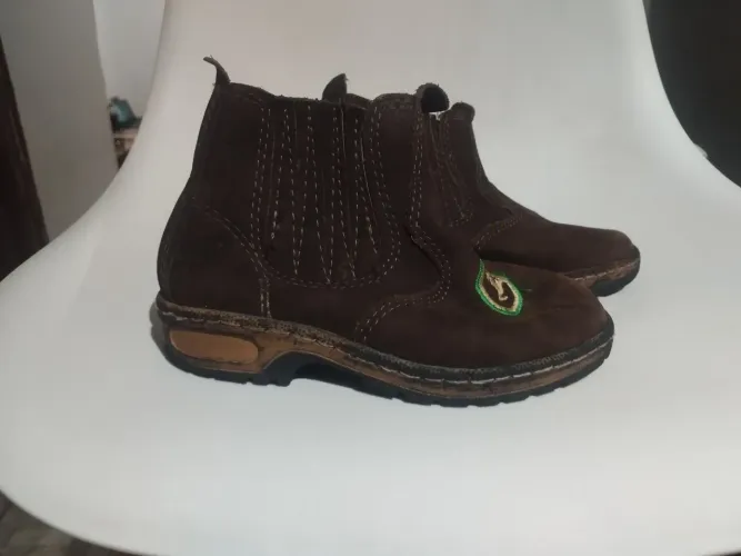 Bota masculina infantil