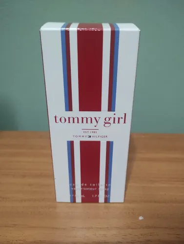 Perfume Tommy girl