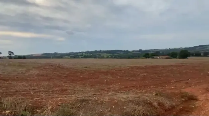 Sítio de 08 alqueires em Cesário Lange - SP, próximo a Castelo Branco