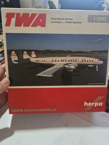 Miniatura Lockheed L-1649a Starliner De Twa N8083h Escala 1:200
