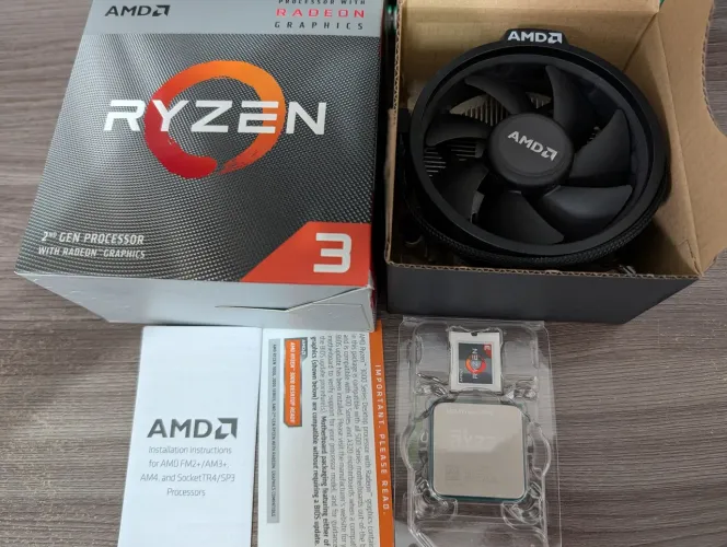 Processador AMD Ryzen 3 3200G - Completinho