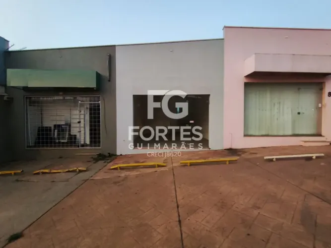 Salão Loja na avenida Itatiaia, com 44m² ac em vão livre, fachada com vitrine em blindex, 