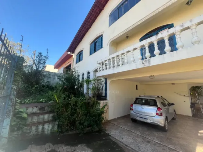Casa comercial para alugar no Centro de Londrina