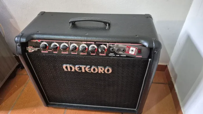 Amplificador Meteoro Nitrus 100g 100w