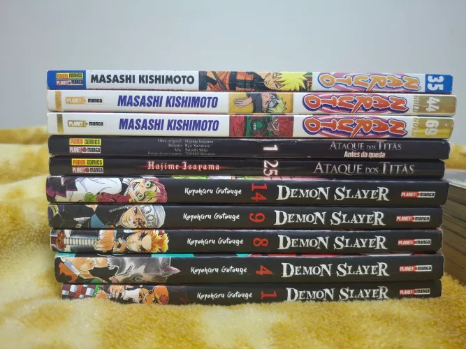 Vendo mangás Naruto Ataque dos titãs Demon slayer Bleach remix Jujutsu Kaisen Blood lad