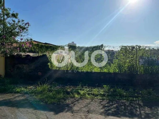 Terreno à venda, 825 m² por R$ 930.000,00 - Clube de Campo - Piracicaba/SP