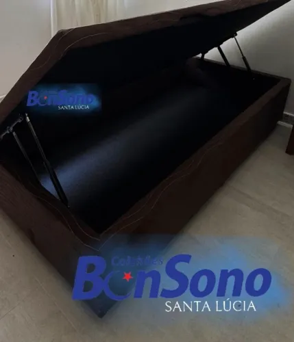 Base bau solteiro bonsono, bau em suede bordado abertura lateral 