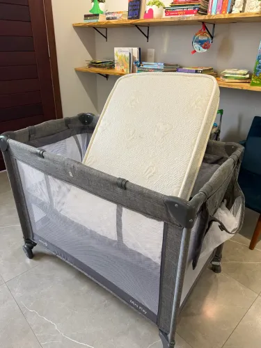 Berço mini play safety 1st + colchão sob medida