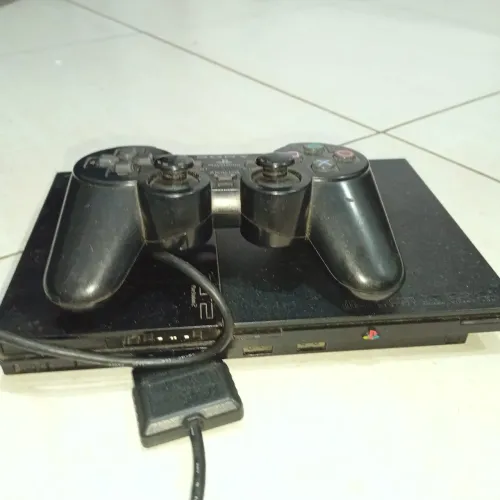 PS2 bloqueado com fio e controle