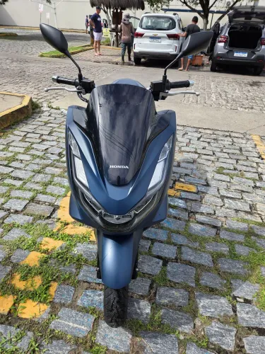 Honda PCX 160 DLX - Impecável | Chave Presencial e ABS