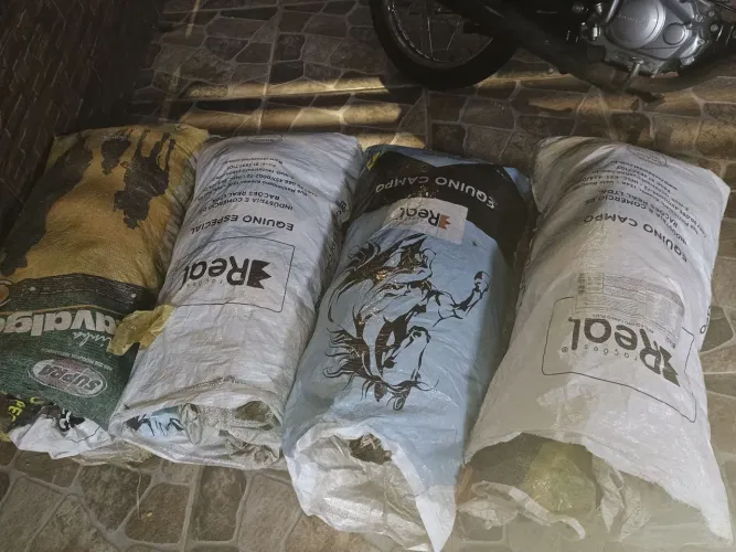 Saco para caliça ou entulho lixo 