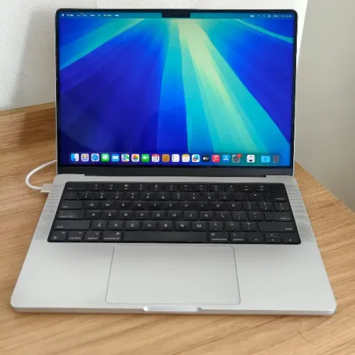 MACBOOK PRO 14 M3 PRO - 18GB/512GB - 91% SAUDE BATERIA - SILVER