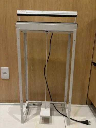 Seladora de Pedal Isamaq P400 S/T 40cm - Bivolt ( 127V/220V) - Reparo simples