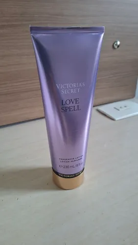 Hidratante Victoria's Secret Love Spell