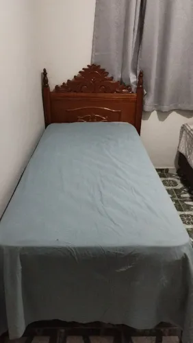 cama madeira solteiro com colchão
