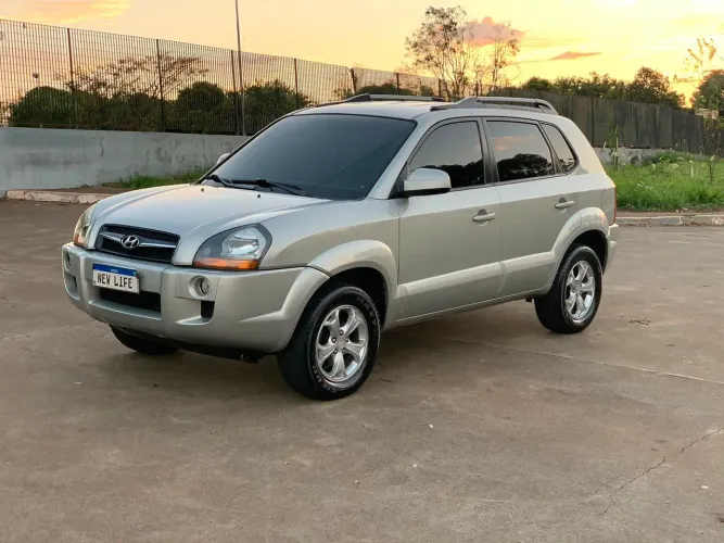 Hyundai Tucson 2.0 16V Aut. 2013