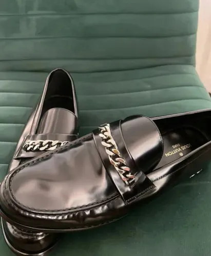 Sapato Loafer Louis vuitton Original 41 estado semi novo