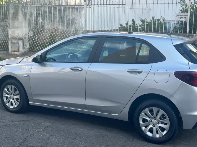 Chevrolet Onix Hatch LT 1.0 12V Flex Mec. 4P 2020