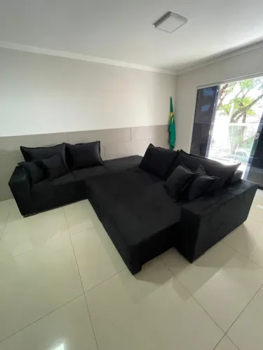 Sofá e Mesa