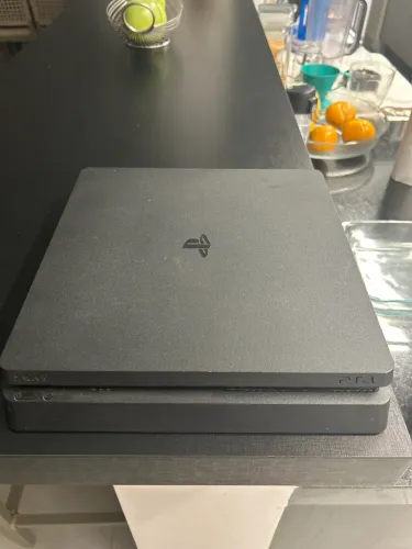 PS4 Slim 1tb usado
