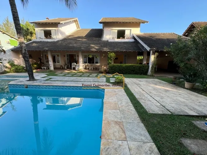 Casa no condomínio maramar