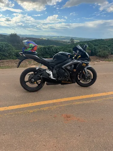 Sred 750 belíssima